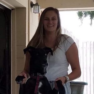 Meet your Posher, Kayla